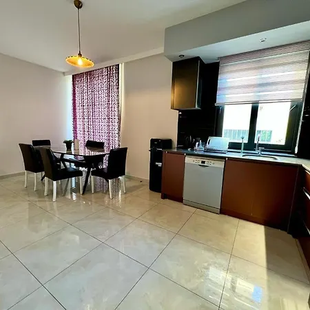 2 Bedrooms Luxury Flat Close To The In * Alanya